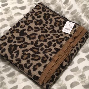 NWT Leopard Blanket Scarf